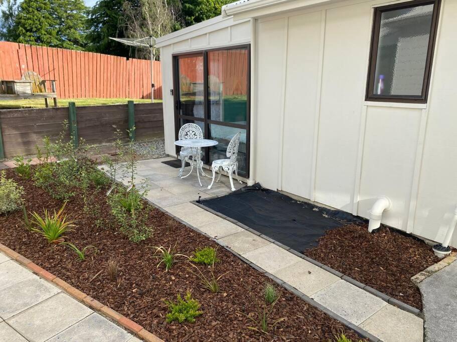 Little Hideaway Apartment Taupo Exterior foto