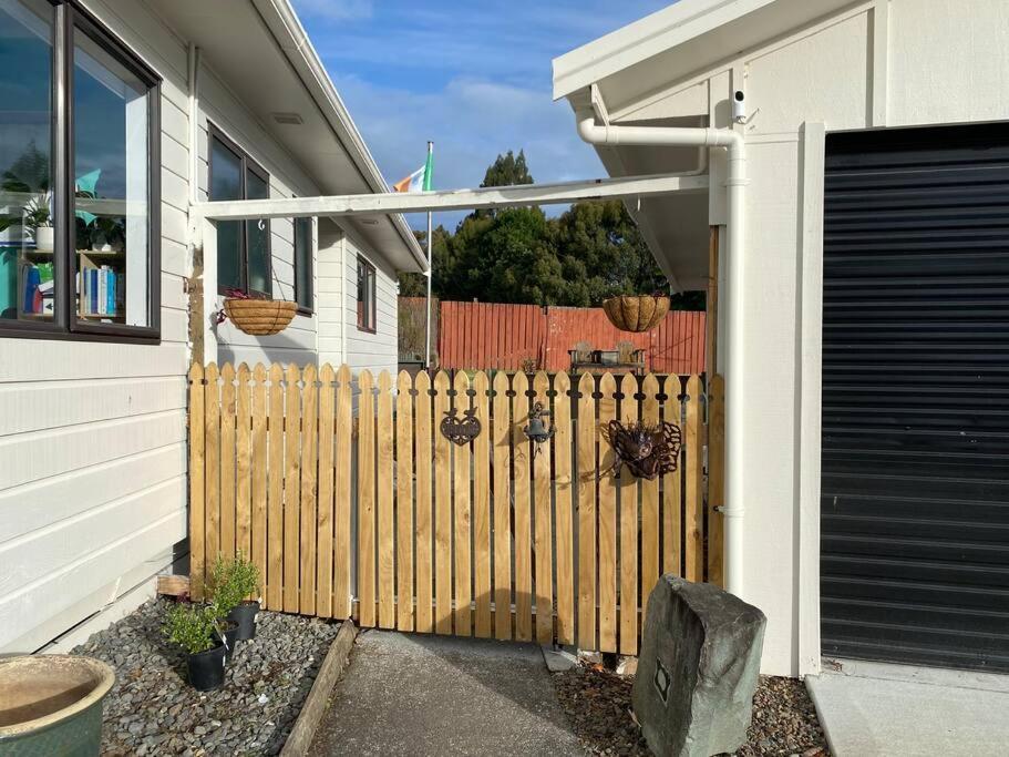 Little Hideaway Apartment Taupo Exterior foto